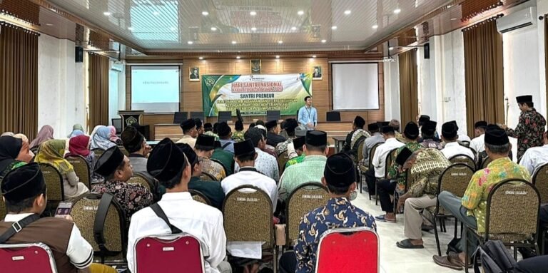 Optimalisasi Peran Sosial, Bank Jateng Blora Bekali Guru Agama dengan Literasi Keuangan