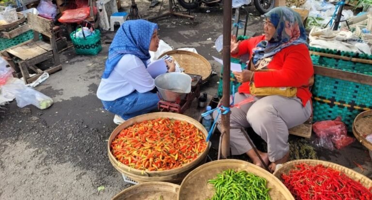 Bank Jateng Gencarkan Inklusi Keuangan di Pasar Tradisional dengan Program Umplung