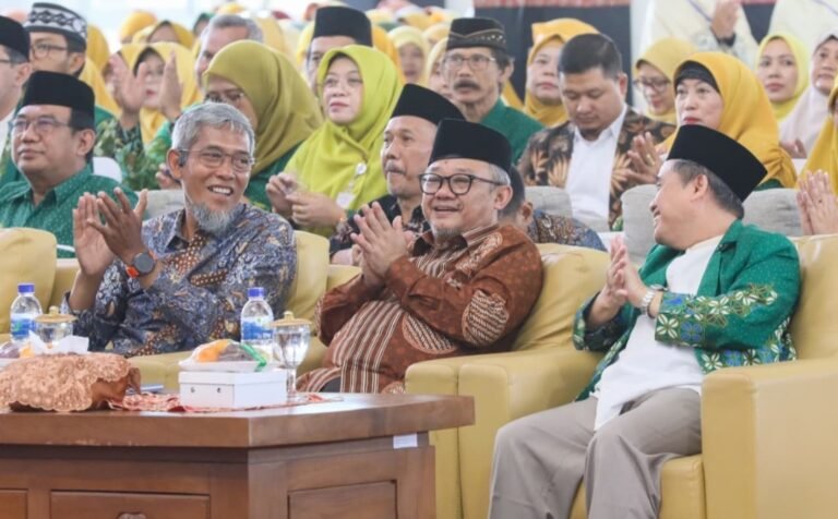 Pemprov Jateng Tampung Masukan Polemik Rencana Enam Hari Sekolah