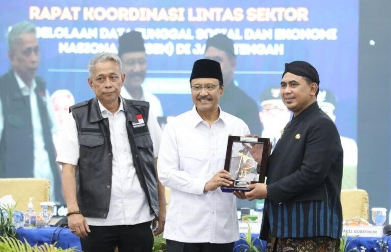 Intervensi Kemiskinan, Pemprov Jateng Padankan 23 Juta Data Warga dengan DTSEN