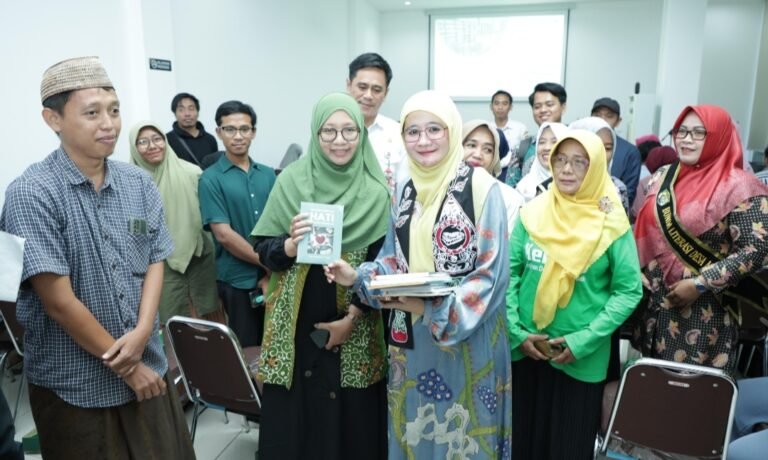 Tingkatkan Budaya Gemar Membaca, Nawal Yasin Gandeng Komunitas dan Pegiat Literasi