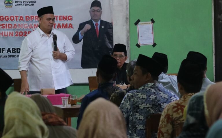 Perkuat Nilai Kebangsaan, Wakil Ketua DPRD Jateng Sarif Abdillah Ajak Lestarikan Wayang