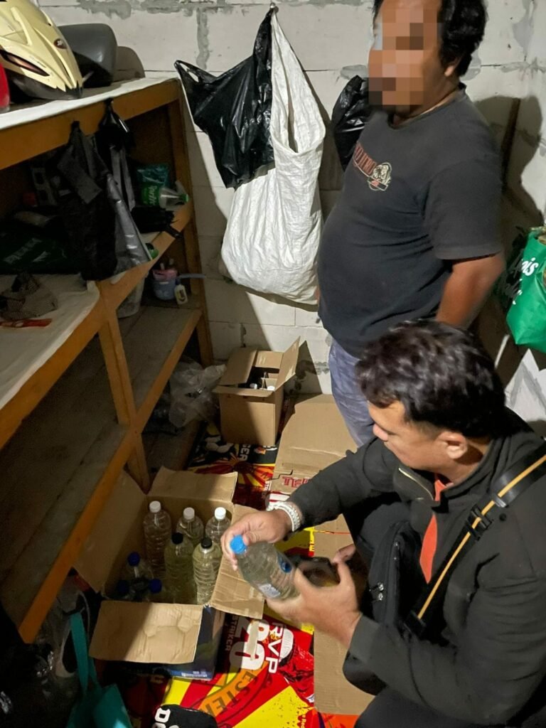 Polres Karanganyar Amankan Penjual Miras Tanpa Izin