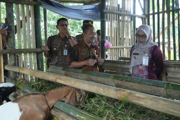 Bupati Demak Dorong Kemandirian Ekonomi Desa