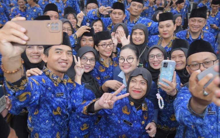 Wali Kota Semarang Agustina Wilujeng Galang Kekuatan ASN Bantu Pekerja Rentan