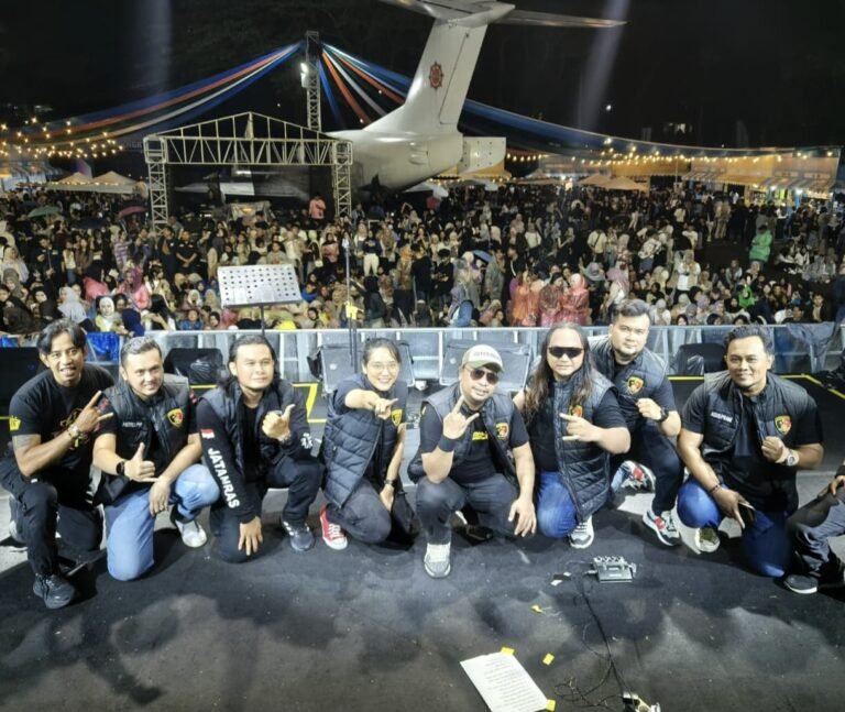 Tampil Greget di Porsimaptar 2025, JNF Band Pukau Ratusan Pecinta Rock Musik