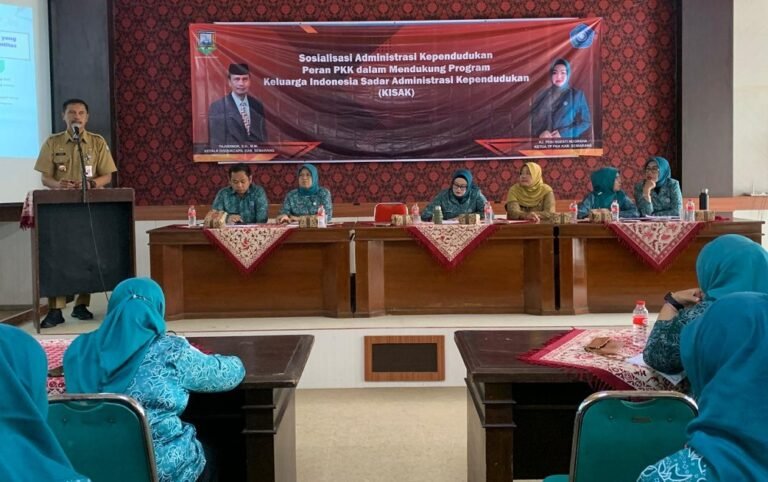 Disdukcapil Kabupaten Semarang Kolaborasi PKK Jemput Bola Pelayanan Adminduk hingga Desa