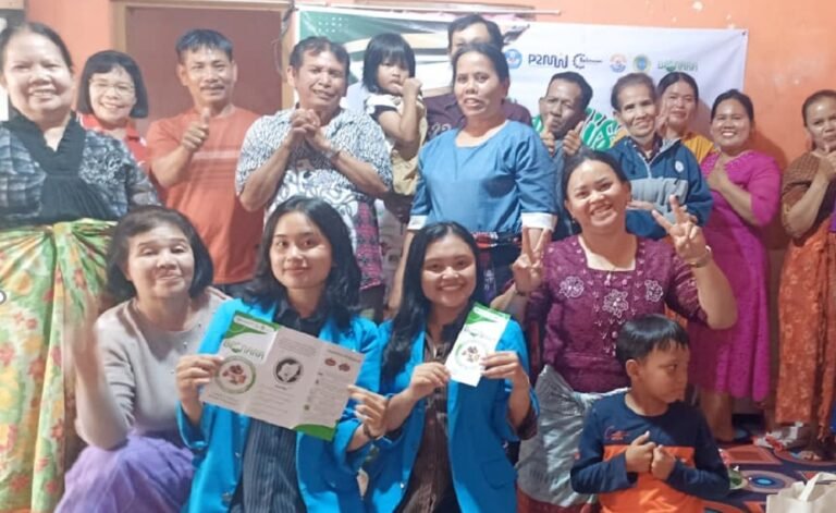 Warga Desa Sekrikil Kecamatan Parakan Dikenalkan Detergen Pelestari Lingkungan Inovasi Tim P2MW BIONARA UNW