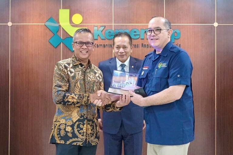 SIG Dukung Akselerasi Pembangunan Koperasi Desa Merah Putih