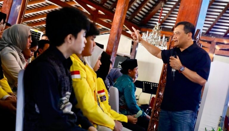 Gubernur Jateng Siap Diskusi Rutin dengan Warga Jateng di Jakarta