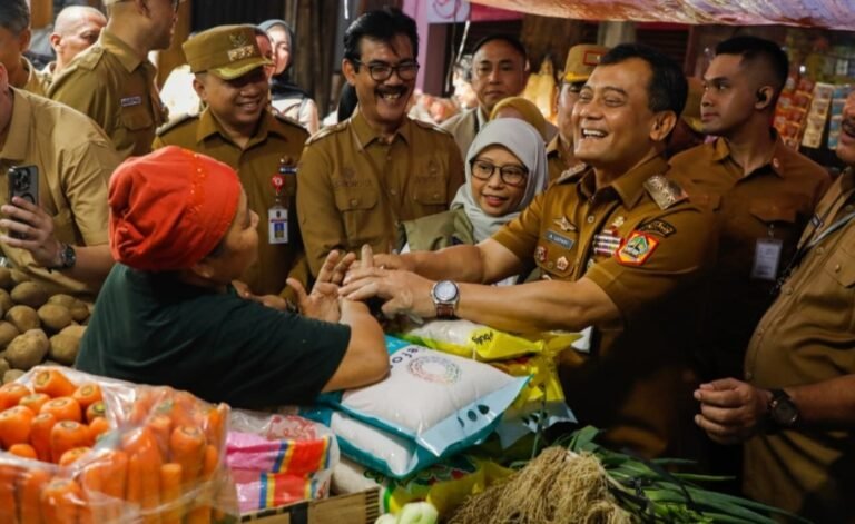 Harga Bahan Pokok Merangkak Naik, Gubernur Ahmad Luthfi Siapkan Langkah Stabilisasi Harga