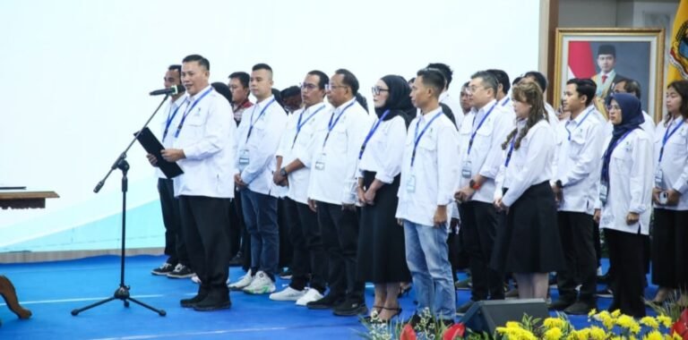 Pengurus Gapembi Jateng Resmi Dilantik, Taj Yasin: Pengawasan Dapur Makan Bergizi Gratis Lebih Mudah