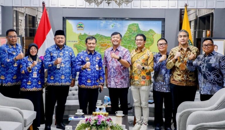 Dukung Keandalan Listrik dan Energi Terbarukan, KITB Ajukan Rekomendasi ke Gubernur Ahmad Luthfi