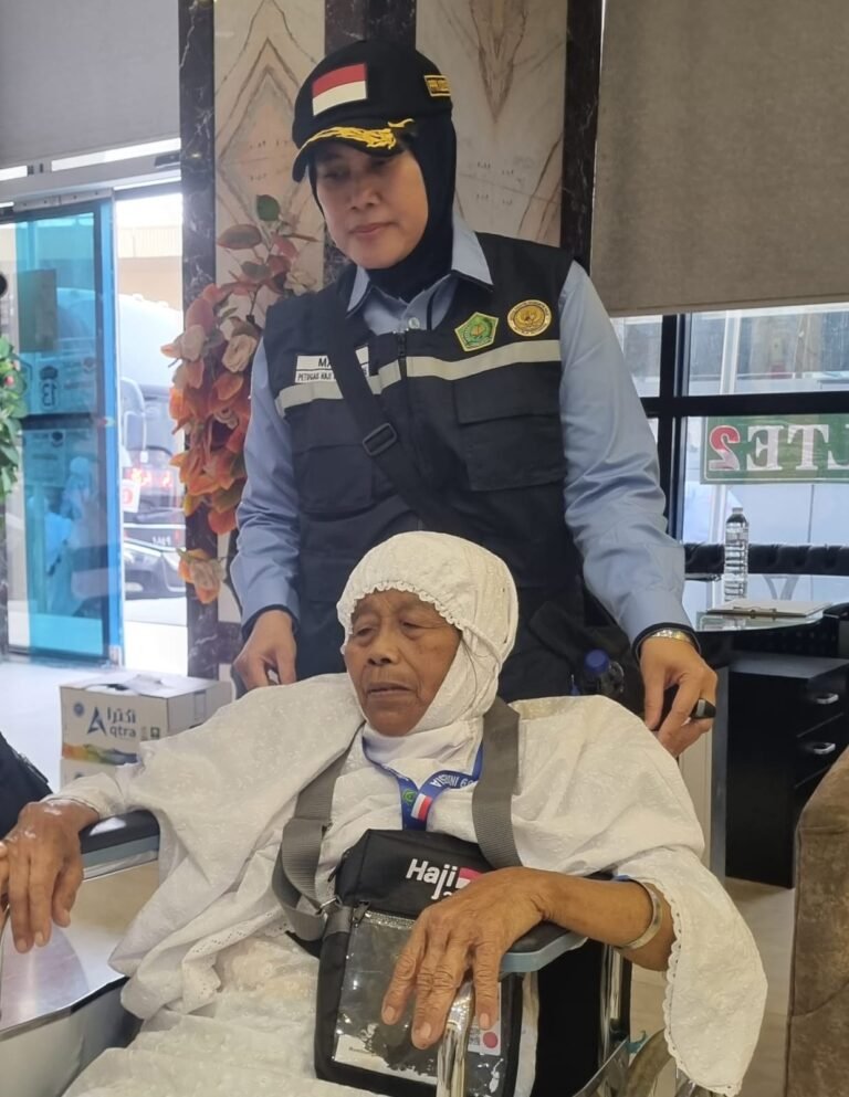 Kompol Maria, Polwan Mualaf Emban Tugas Kepolisian Hingga Pendamping Haji
