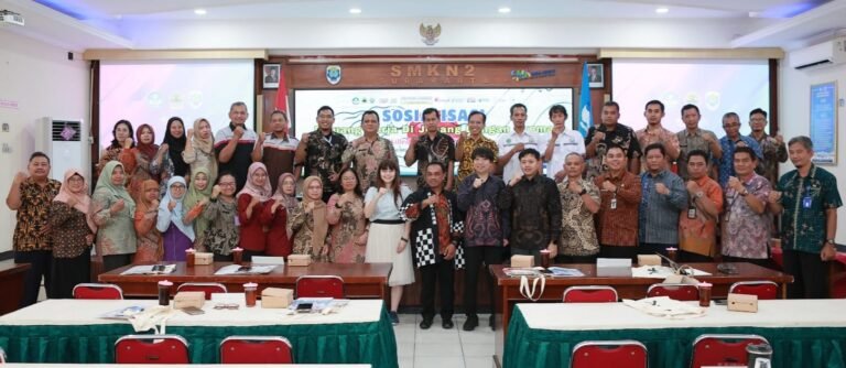 Peluang Karier Global: JAC Buka Wawasan Guru SMK Surakarta tentang Kerja di Sektor Konstruksi Jepang