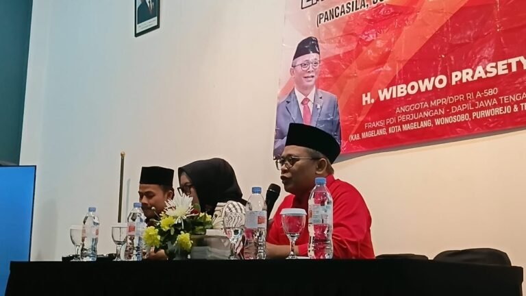Bijak Bermedia Sosial dan Rawat Persatuan Bangsa