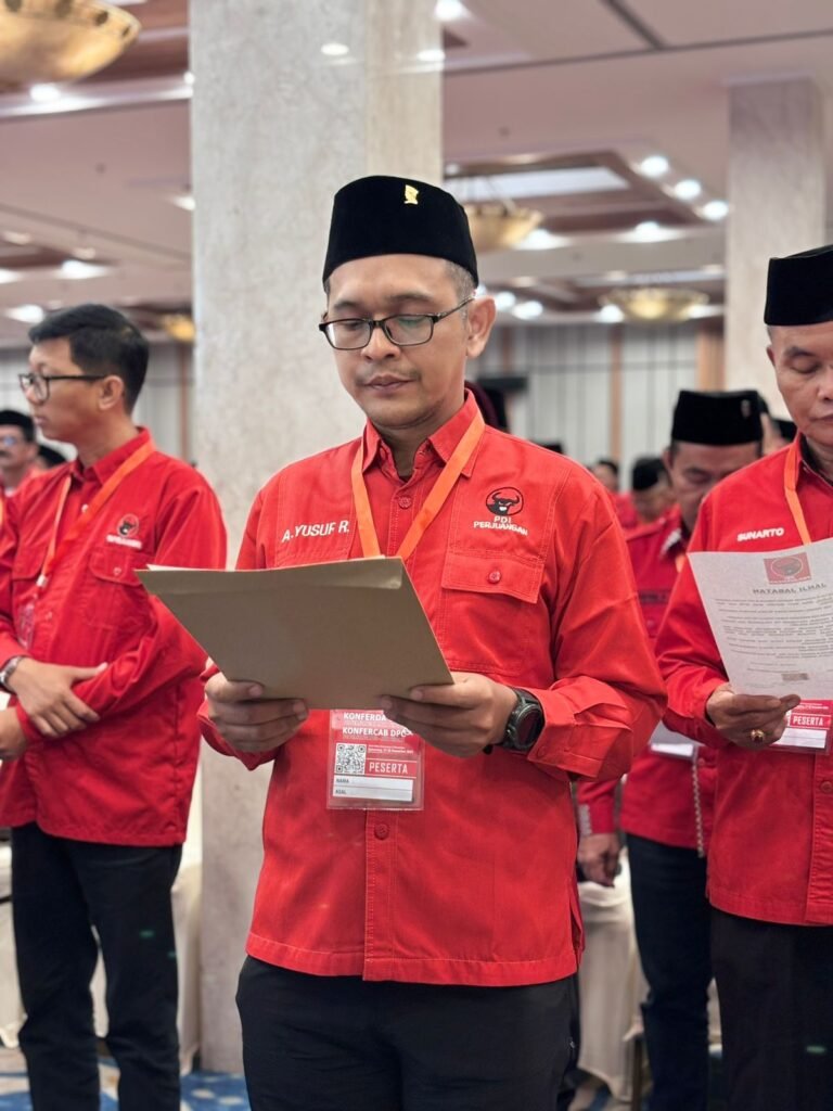 Yusuf Roni Nahkodai DPC PDI-P Kudus 2025-2030