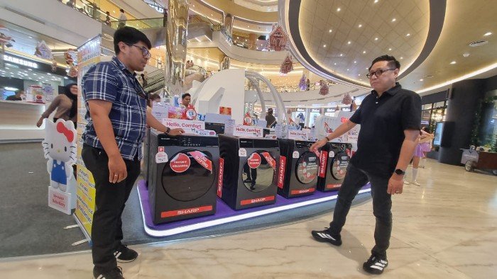 Pasar Elektronik Semarang Menggeliat, Sharp Optimistis Lewat Hello Comfort