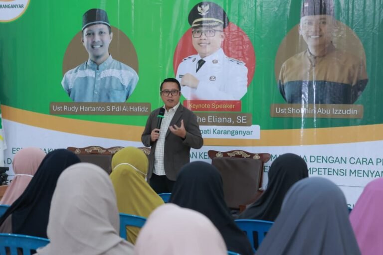 Wabup Adhe Tegaskan Dai Karanganyar Penyejuk dan Perekat Umat