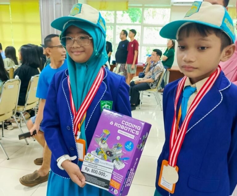 Membanggakan, Putri Wagub Jateng Raih Juara Coding Programmer 2026