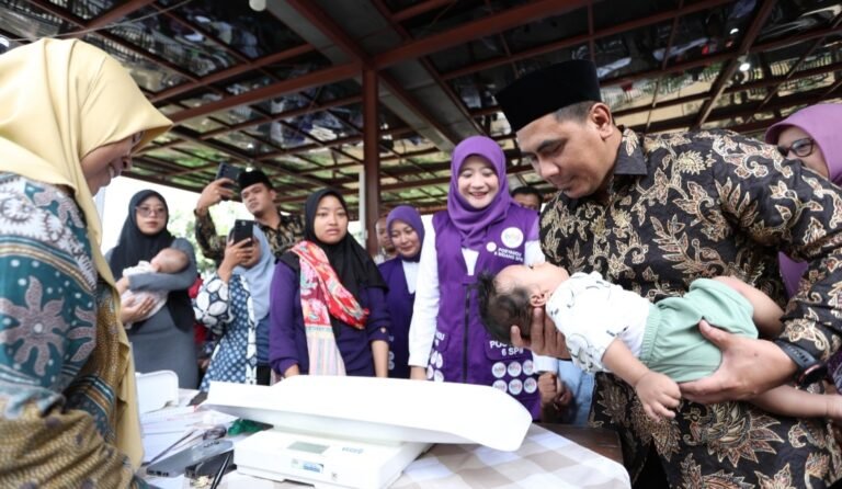 Wagub Jateng Minta Inovasi Posyandu Plus Surakarta Dicontoh Daerah Lain