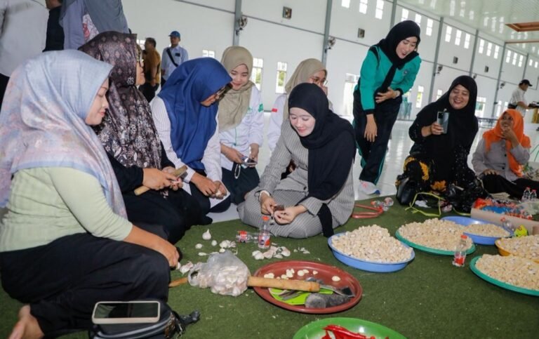 Solidaritas Tanpa Batas, Relawan Distribusikan Ribuan Porsi Makanan Secara Tuntas