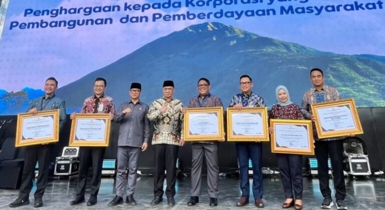 Bank Jateng Raih Penghargaan di Hari Desa Nasional 2026