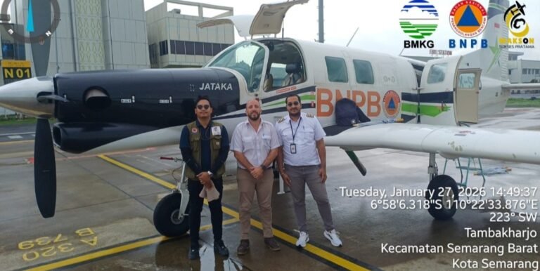 Operasi Modifikasi Cuaca Digelar di Perairan Utara Jateng, Satu Ton NaCl Disemai