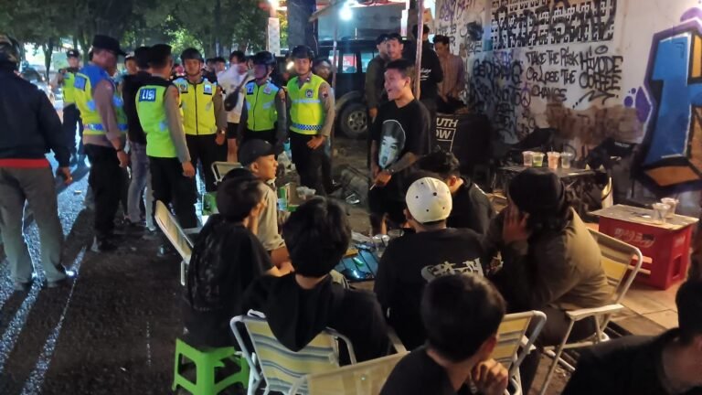 Kawasan Coffee Street Kudus jadi Ajang ‘Party Night’