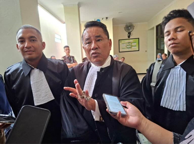 Sidang Tipikor PT Sritex, Hotman Paris Tegaskan Dakwaan JPU Cacat Hukum