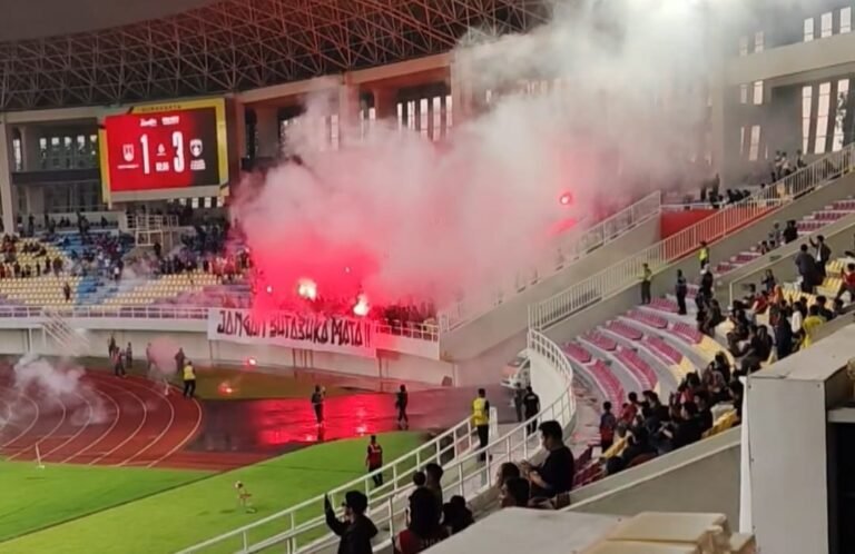 Polresta Solo Amankan 23 Suporter Bawa Flare dan Miras