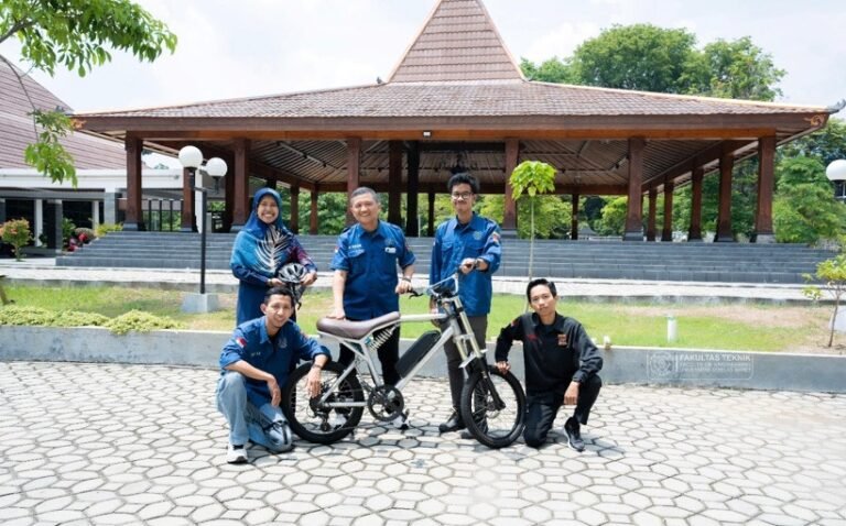 UNS Kembangkan Sepeda Listrik Ringan Khusus Jalanan Kota