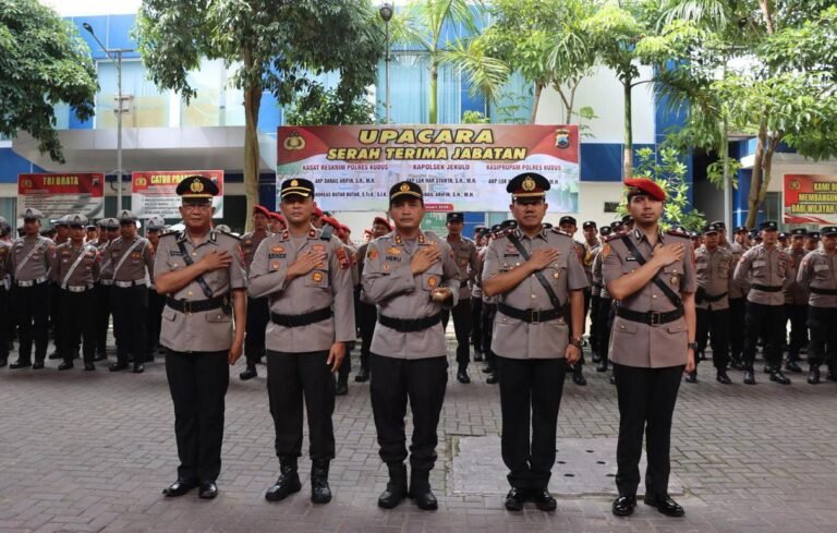 Polres Kudus Kembali Lukir Pejabat Utama