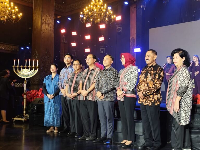 Perayaan Natal Bersama Kota Solo, Wali Kota Sebut ‘Spirit of Goodness’ Kunci Persatuan