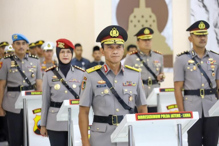 32 Pamen Polda Jateng Ikuti Serah Terima Jabatan