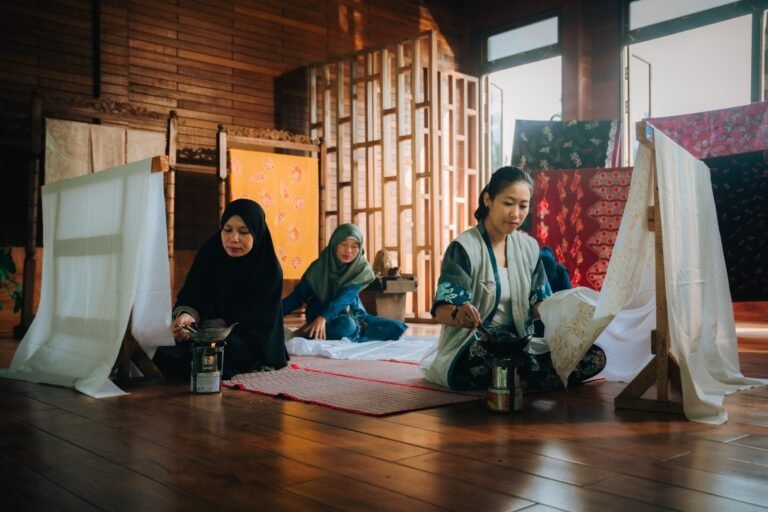 Pendampingan Desa Sejahtera Astra Perkuat Kemandirian Batik Masyarakat Singkawang