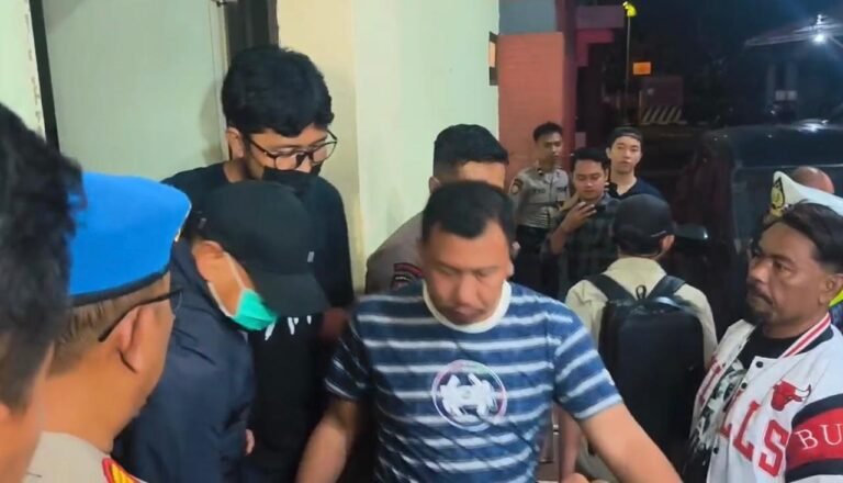 Bupati Pati Diperiksa Hampir 24 Jam di Polres Kudus