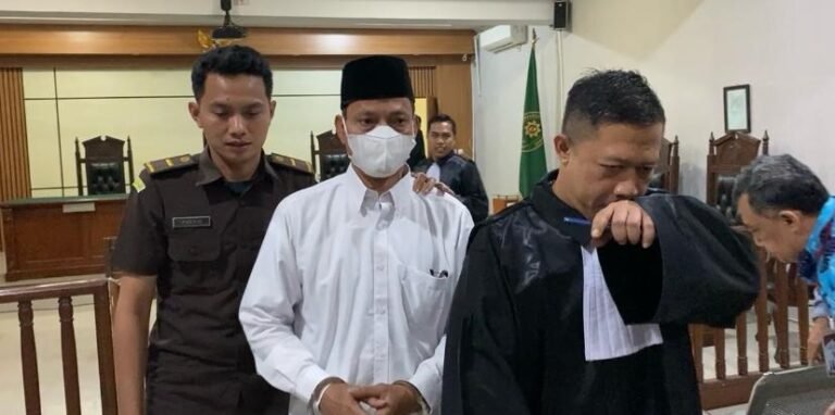 Lima Pelaku Judi Bakal Jalani Hukuman Kerja Sosial, Seorang Pelaku Anggota Dewan