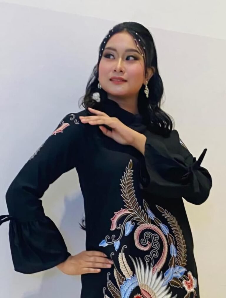 Disiplin Menghargai Waktu, Nada Sukses Raih Prestasi Dunia Modeling