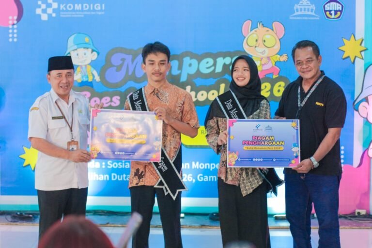 ‘Monumen Pers Goes to School’ Perkuat Literasi di SMA Negeri 1 Sragen