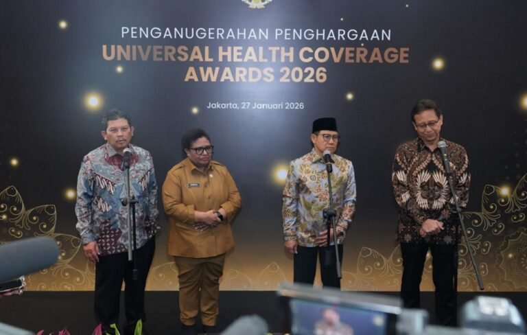 Dukung Program JKN, 31 Gubernur-397 Bupati/Walikota Terima Penghargaan UHC Awards 2026