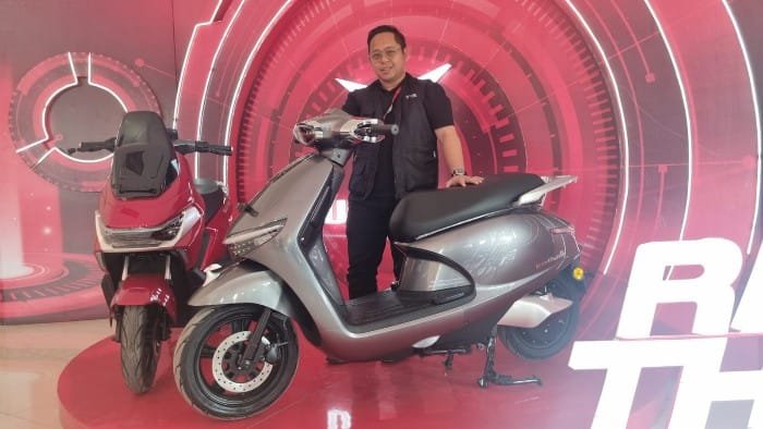 Uwinfly Percepat Fokus Motor Listrik