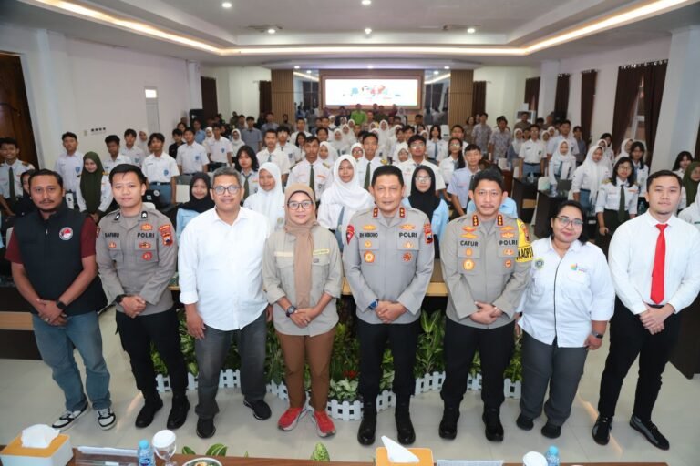 Polresta Surakarta Latih Ratusan Pelajar Kuasai AI