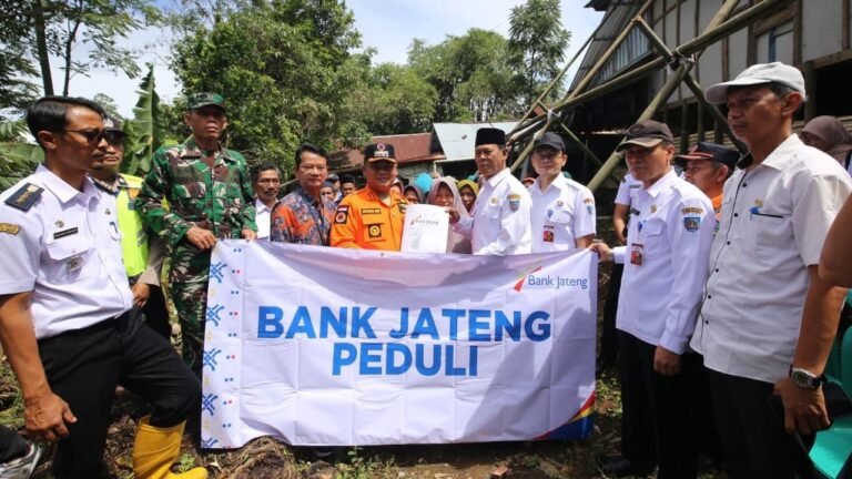 Peduli Bencana, Bank Jateng Beri Bantuan CSR di Bumijawa