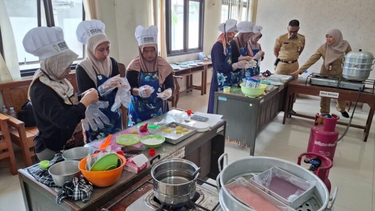 Disnakerinkop UKM Kudus Buka Belasan Pelatihan Kerja