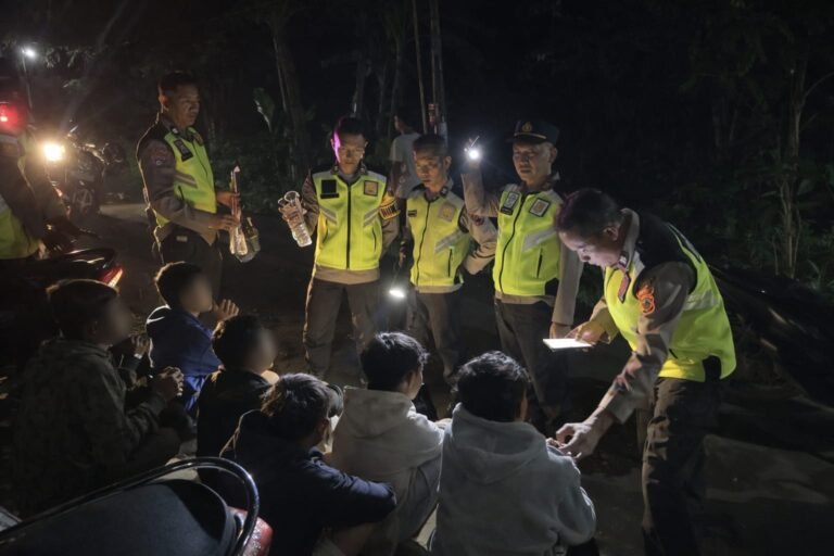 Polsek Dawe Gelandang Sejumlah Remaja Usai Pesta Arak Bali