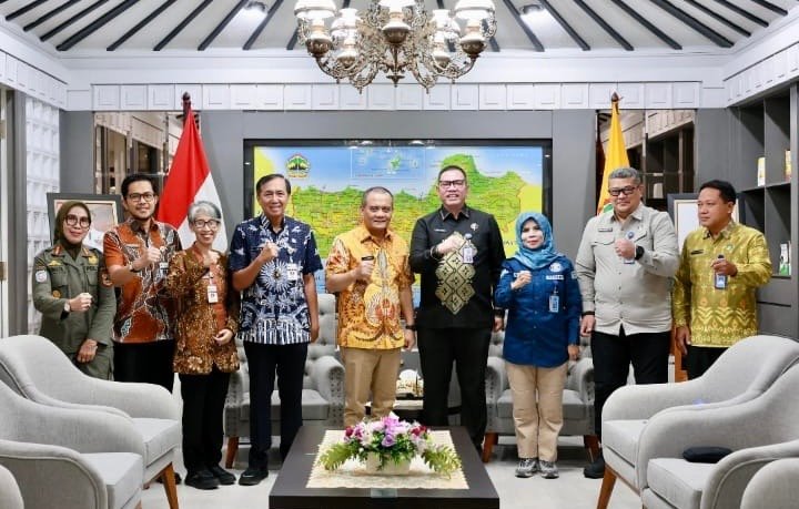 Cegah Narkoba di Jateng, Gubernur Ahmad Luthfi Perkuat BNNP dan Gerakkan Kampung Bersinar