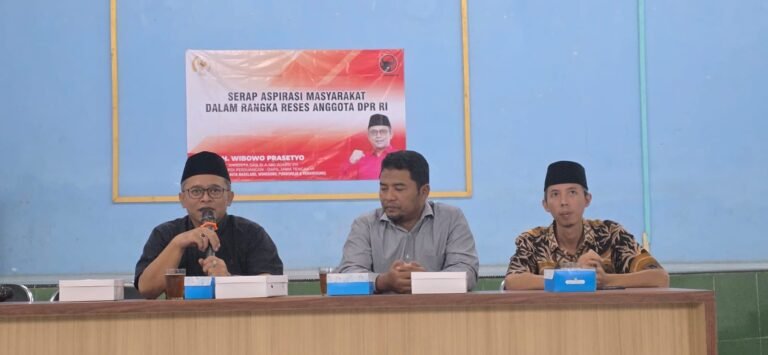 Reses di Desa Tirto, Wibowo Prasetyo Ajak Warga Perkuat Kerukunan Antarumat Beragama